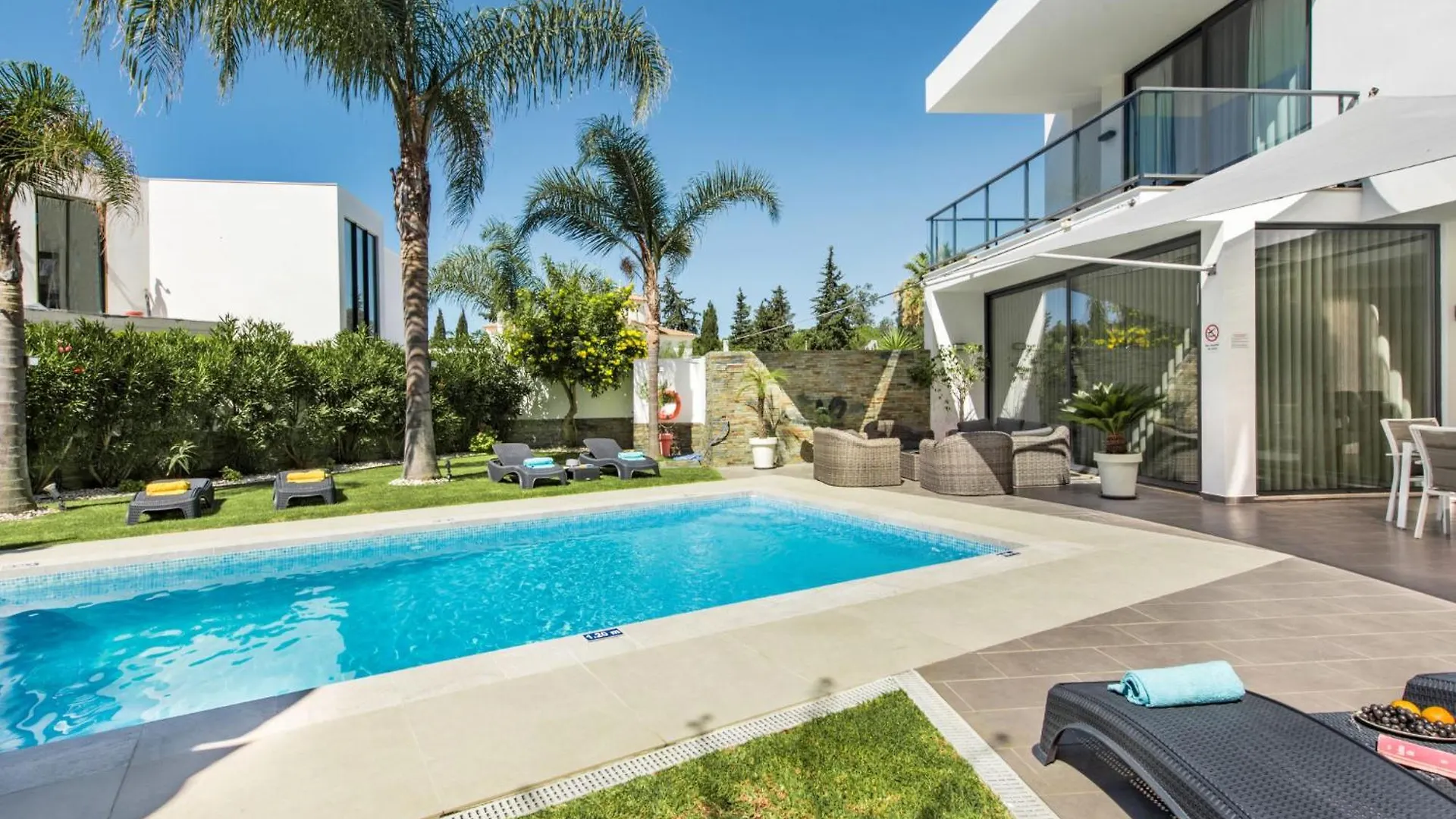 Villa Nobre By Interhome contacts